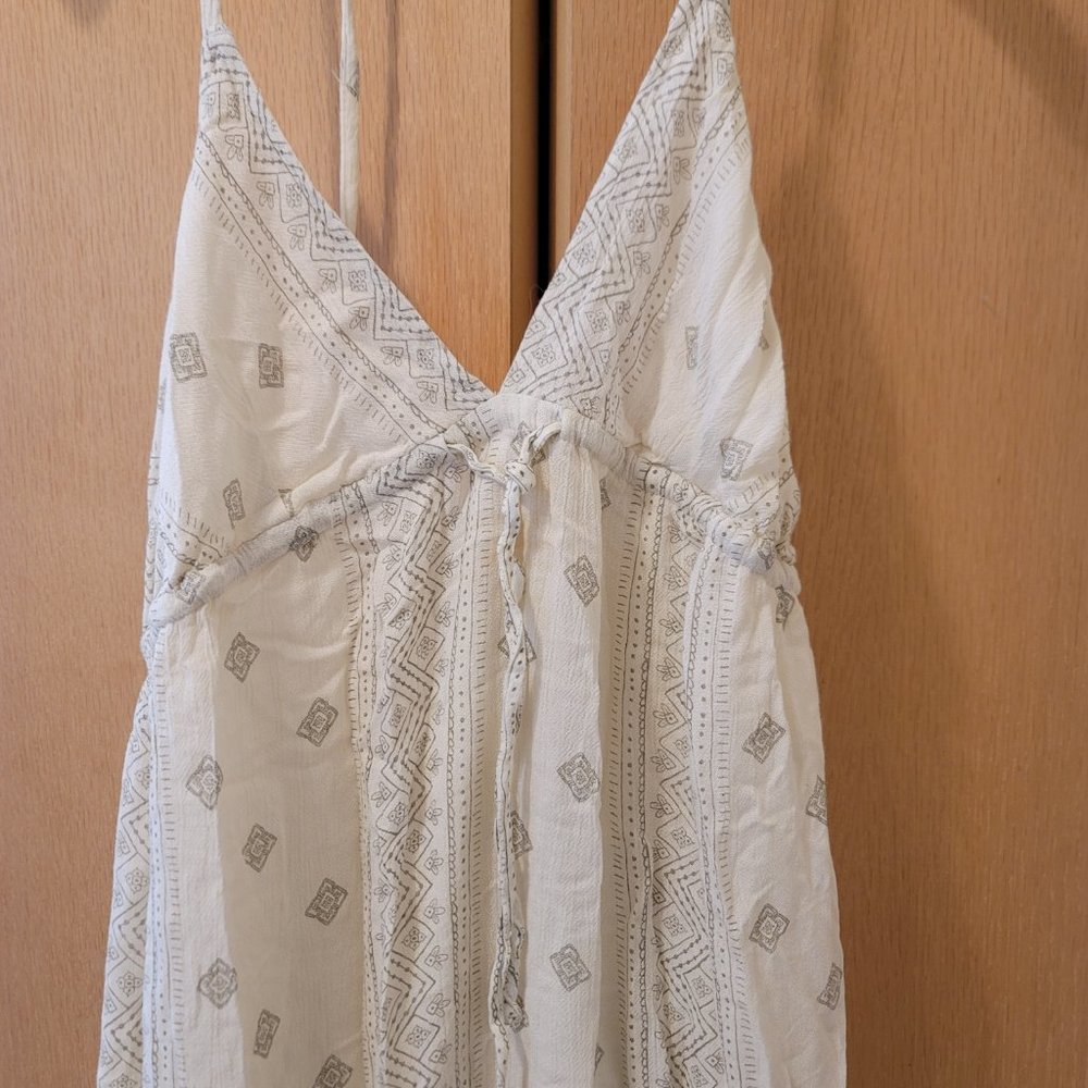 Dress - Picture 4 of 4